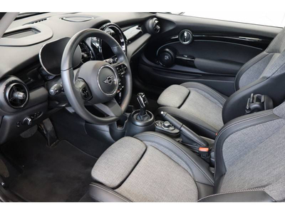 Mini Mini Hatch 3 Portes Cooper 136 ch BVA7 Edition Premium Plus