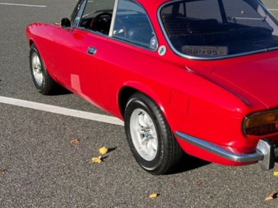 Alfa romeo GTV 2000