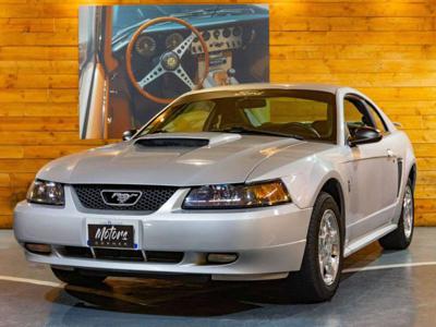 Ford Mustang IV
