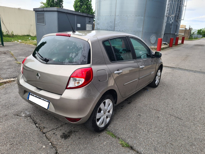 Renault Clio 1.5 dci 85 XV DE FRANCE 5 CVX