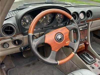 1984 Mercedes 300, 157458 km, LYON