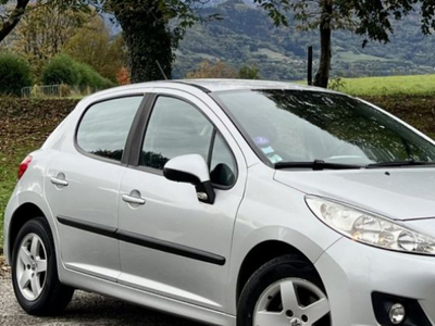 Peugeot 207 (phase 2) 1.4 i 75ch Active 5p