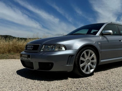 Audi RS4 V6 2.7 BI TURBO QUATTRO