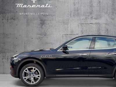 Maserati Levante Q4 SKYHOOK