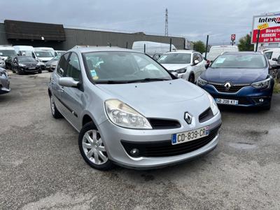 Renault Clio III 1.5 DCI 105 CONFORT PACK CLIM DYN