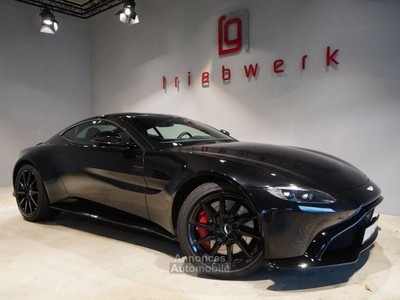 Aston Martin V8 Vantage Full black intérieur alcantara Première main Garantie 12 mois
