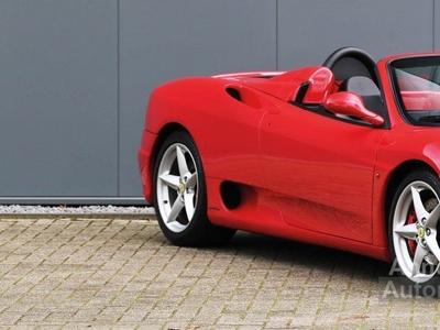 Ferrari 360 Modena Spider - Manual 3.6L V8 producing 395 bhp