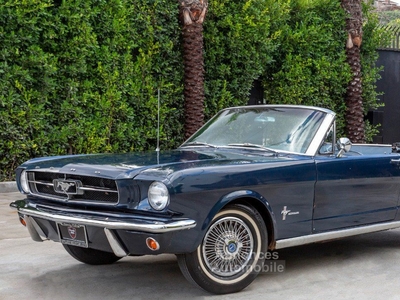 Ford Mustang Convertible 6 Cylindres