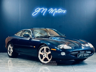 Jaguar XK8 xkr coupe 4.0 bva 363 cv deuxième main française suivi à jour