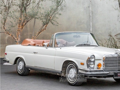 Mercedes 280 Benz 280SE 3.5 Cabriolet