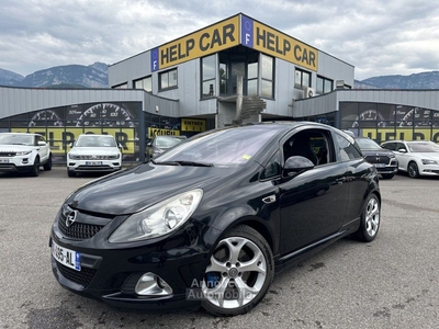 Opel Corsa 1.6 TURBO OPC 3P