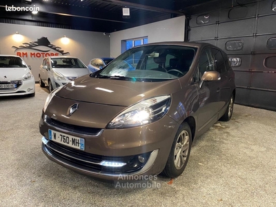 Renault Grand Scenic Scénic III 1.6 dCi 130ch Dynamique GPS Caméra Recul carnet complet