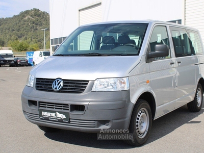 Volkswagen Caravelle t5 transporter - multivan 2.5 tdi bva 9 pl ct ok clim