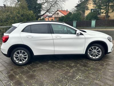 Mercedes GLA 250 WHITEART EDITION 4MATIC 7G-DCT