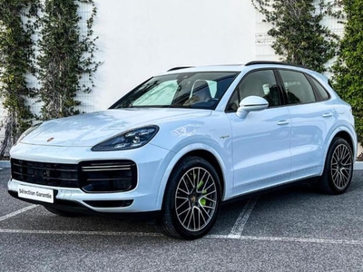 Porsche Cayenne 4.0 V8 680ch Turbo S E