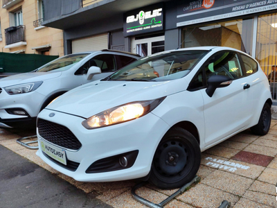 FORD FIESTA 6 Phase 2 / 1.5 TDCi 75 cv (Commercial)