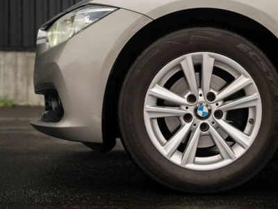 BMW Série 3 316 dA - LED - PDC - Leder - verwarmde zetels, KUURNE