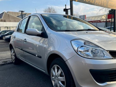 Renault Clio III 1.2 80 EXPRESSION