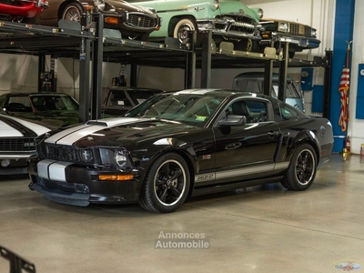 Ford Mustang Shelby GT 4.6L V8 5 spd Coupe with 25K mil