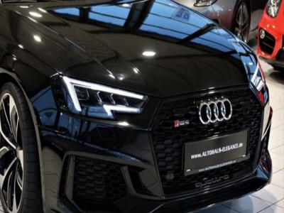 Audi RS4 Avant TFSI Tiptronic - Toit panoramique électrique à l'avant