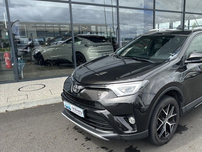 TOYOTA RAV4 143 D-4D DESIGN 2WD