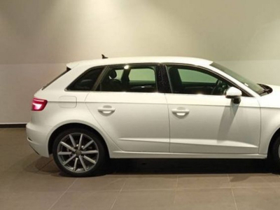 Audi A3 Sportback 35 TFSI CoD 150 S tronic 7 Design Luxe