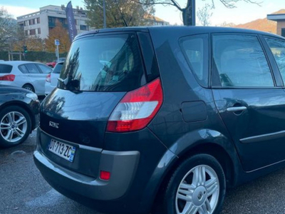 Renault Scenic 1.6 16v 110ch Luxe Privilège 93.200 Kms Crit’Air 2