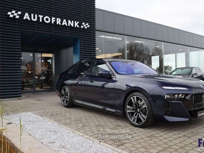 BMW Série 7 750 E 4X4 M-SPORT PRO TV LOUNGE EX DRIVE