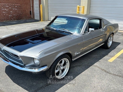 Ford Mustang FASTBACK SILVER FACTORY