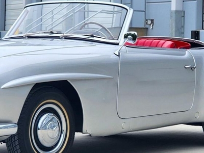 1957 Mercedes 190, Essence, LYON