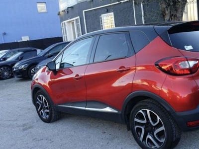 Renault Captur 0.9 TCE 90CH STOP&START ENGY HELLY HANSEN ECO² 5CV