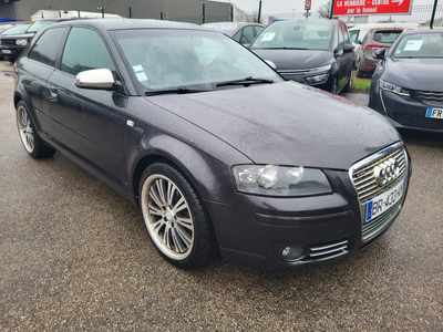 Audi A3 2) TDI 130 AMBITION LUXE BELLE