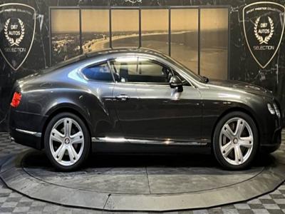 Bentley CONTINENTAL GT V8 4.0 507 ch / Carnet
