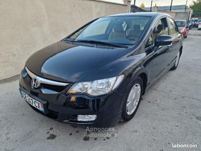 Honda Civic hybrid 1.3 gps cuir garantie 12-mois