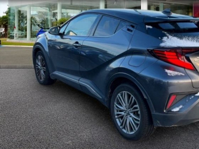 Toyota C-HR 122h Distinctive 2WD E-CVT MY20