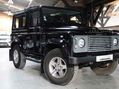 LAND ROVER DEFENDER III UTILITAIRE III 90 SE