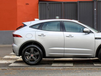 Jaguar E-pace 2.0D 180ch R-Dynamic SE AWD BVA9 9cv