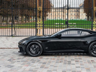 Aston martin DBS Superleggera *Full black*