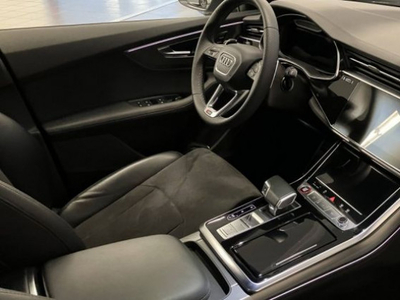 Audi RS Q8 Tiptronic 8 Quattro