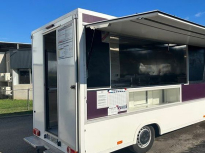 Renault Master 55500 ht PROMO FOOD TRUCK PIZZA NEUF
