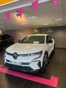 RENAULT MEGANE 5