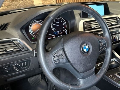 BMW Série 1 116 dA - AUT - NAVI - CRUISE - AIRCO - PDC - A …, HALEN