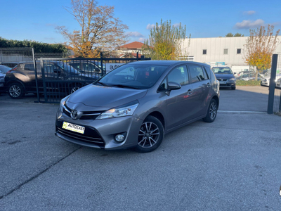 TOYOTA VERSO 112 D-4D SkyBlue 7 places
