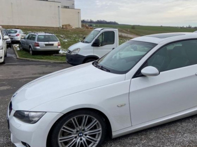 Bmw 335 COUPE E92 335xi 306ch Confort