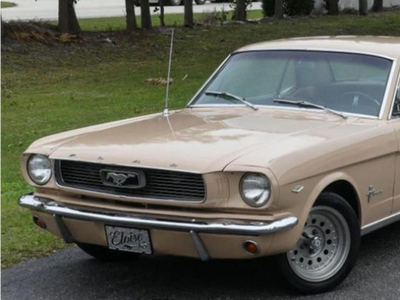 Ford Mustang 289 v8 1966