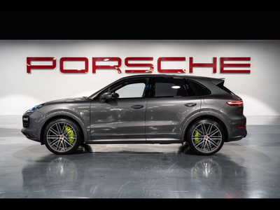 Porsche Cayenne 4.0 V8 680ch Turbo S E-Hybrid