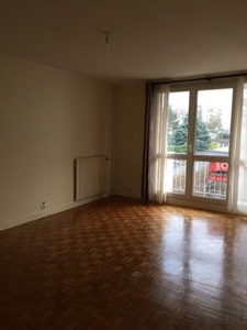 Location appartement 2 pièces 68.99 m²