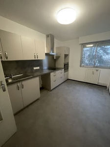 Location appartement 4 pièces 80 m²