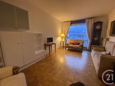Location meublée appartement 3 pièces 62.29 m²