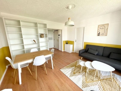 Location meublée appartement 4 pièces 65 m²